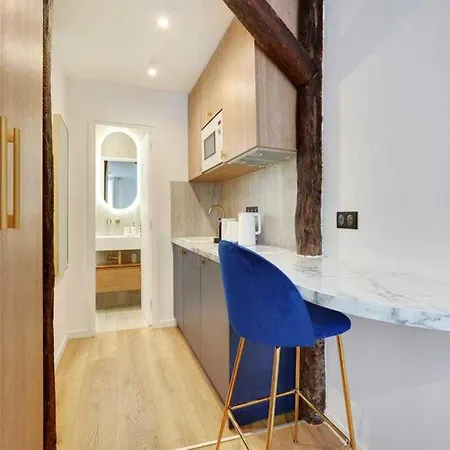 Apartment Charming - 16 Arrd - Mobility Lease *