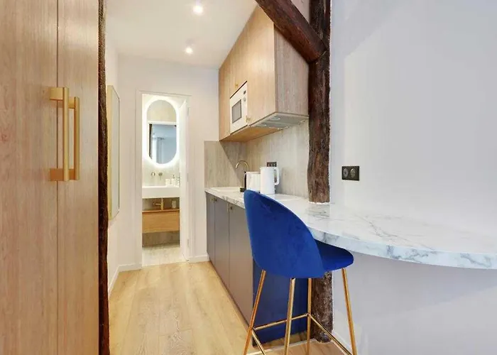 アパート Charming - 16 Arrd - Mobility Lease *